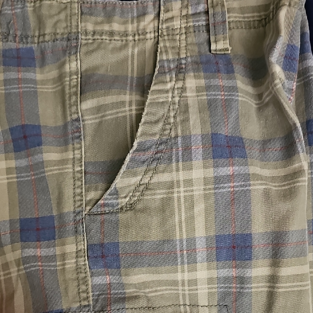 Casual Plaid Shorts in Blue and Tan